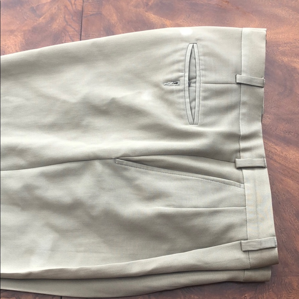 Khaki Eddie Bauer Slacks - 36/30 - Pleated